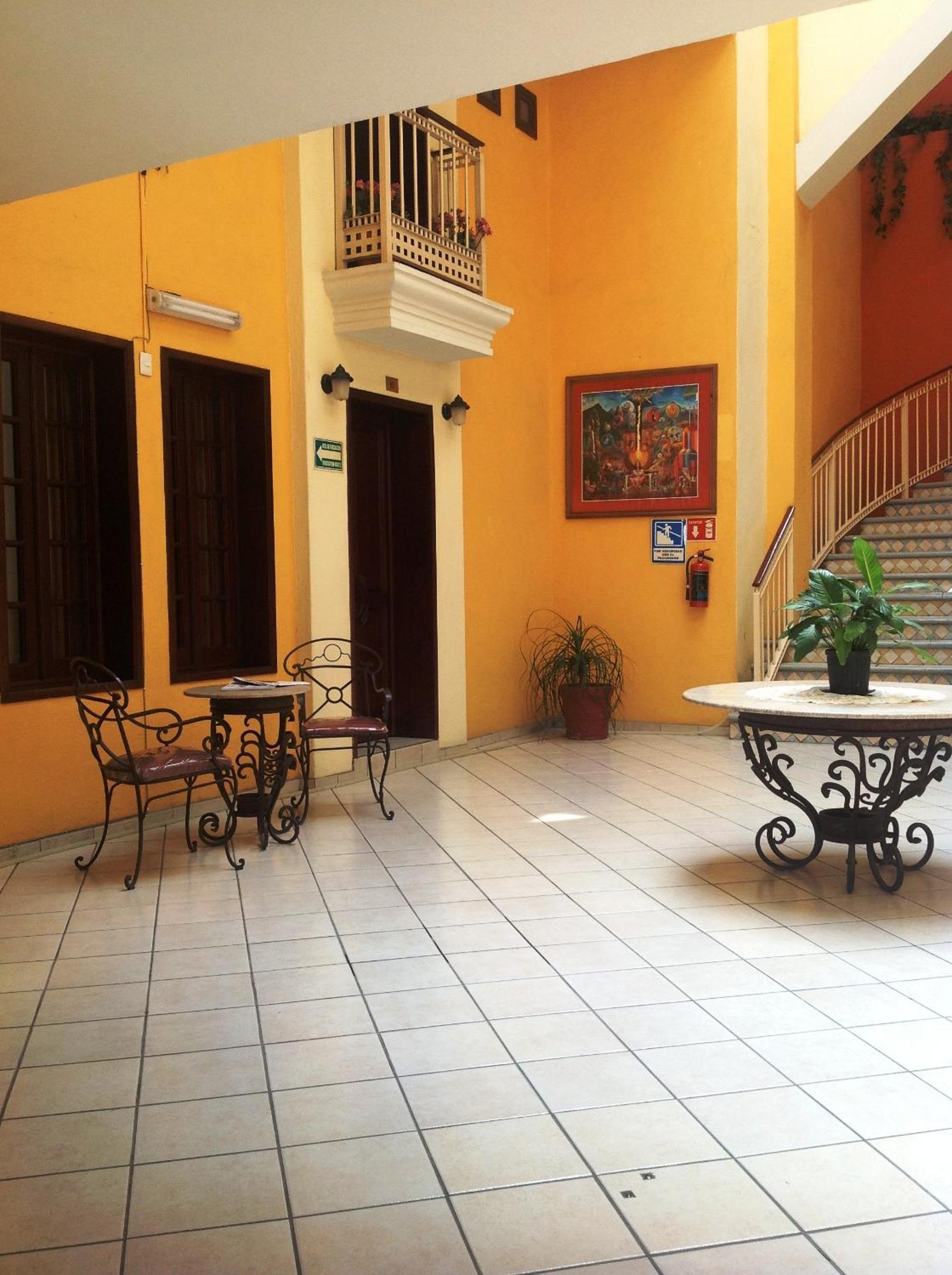 Hotel Plaza Jardin Tequila Esterno foto