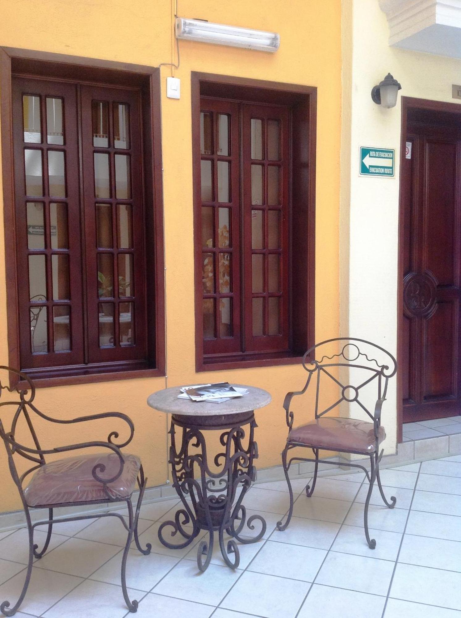 Hotel Plaza Jardin Tequila Esterno foto